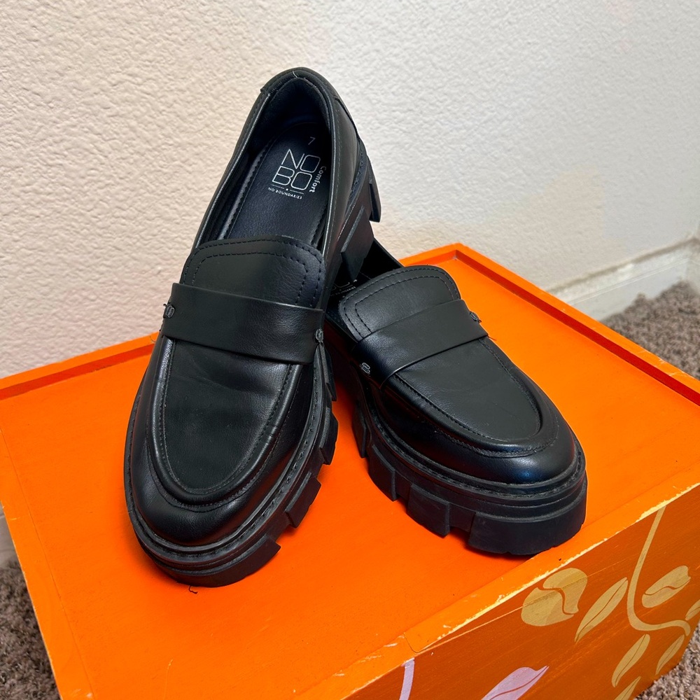 Womens No Boundaries Platform Penny Lug Loafer Black Size 7 Like New Never Worn